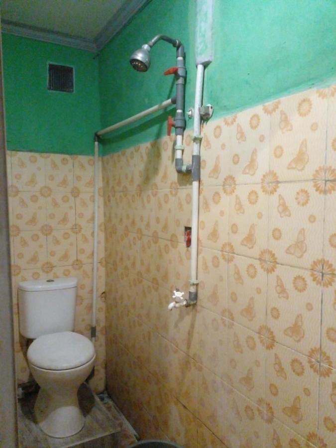 Hotel Alifah 1 Syariah Rawabokor Dua Ngoại thất bức ảnh